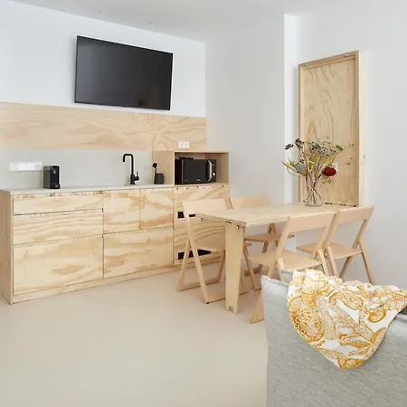 Feelfree Antiguo Pensjonat 3*